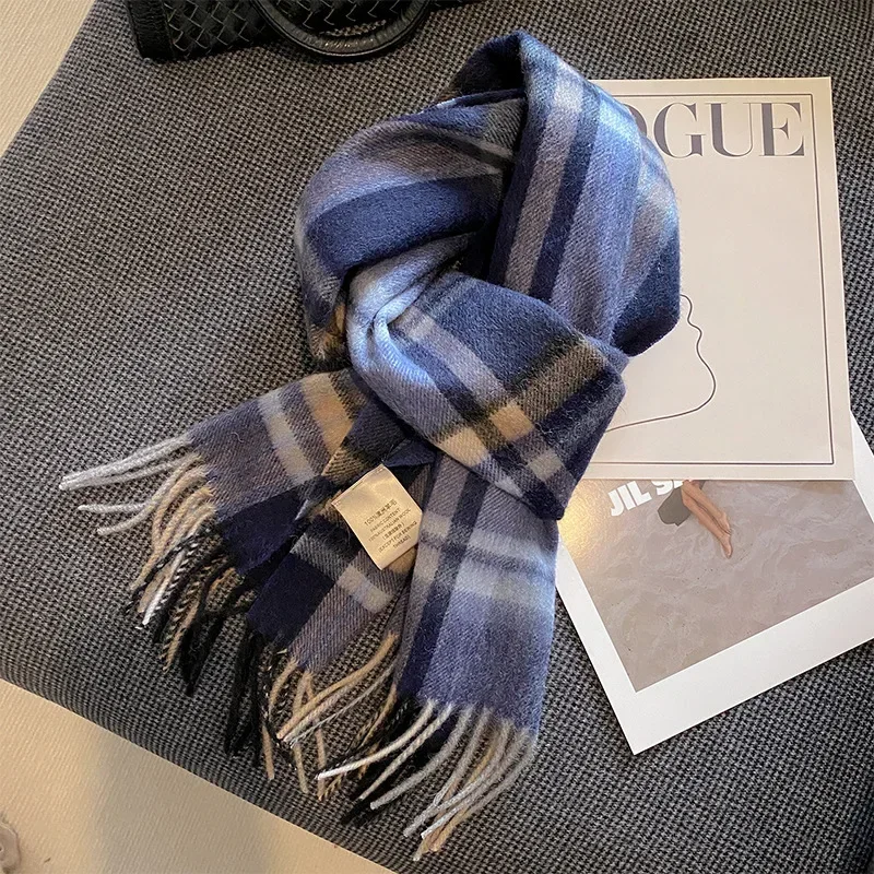 High Quality 100% Wool Scarf Female Fashion Classic Soft Cashmere Muffler Women Warm Thermal Shawl Outside Autumn Winter
High Quality 100% Wool Scarf Female Fashion Classic Soft Cashmere Muffler Women Warm Thermal Shawl Outside Autumn Winter