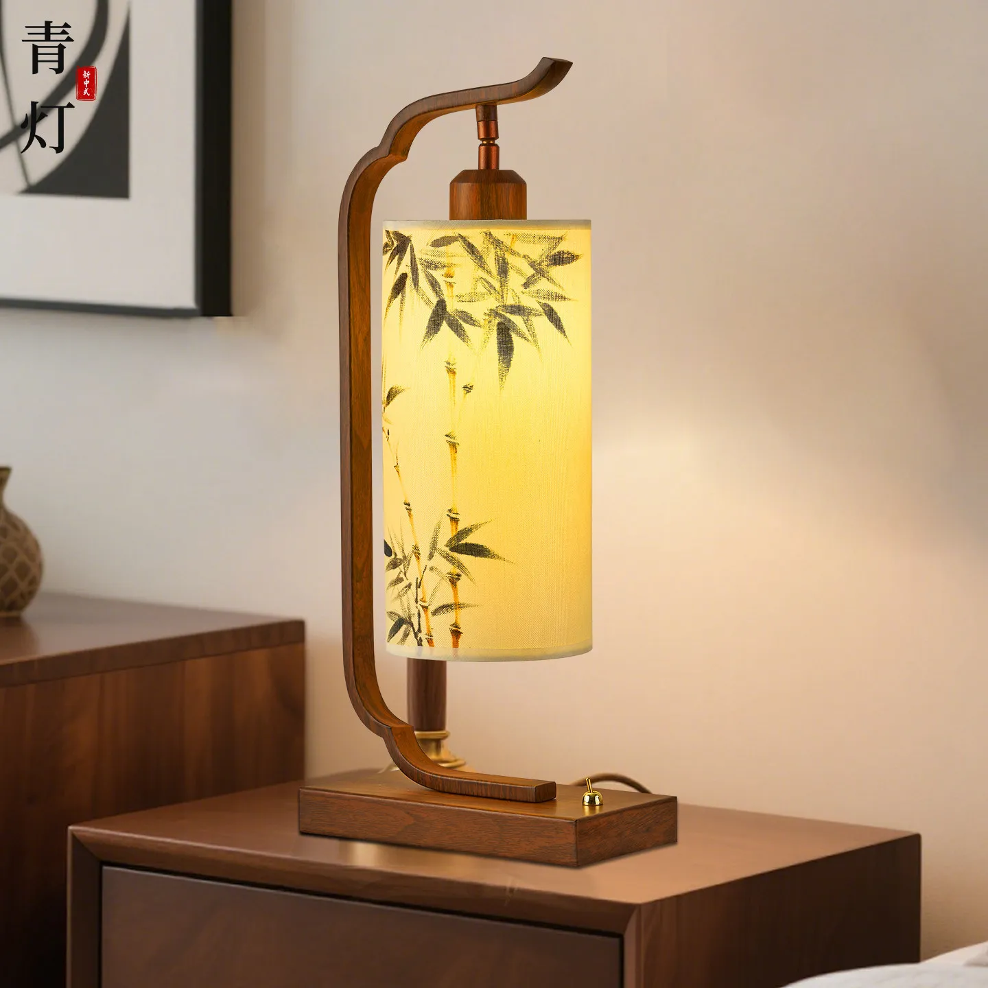 New Chinese desk lamp Chinese style living room bedroom bedside lamp retro study tea room Song Dynasty aesthetic decorative desk
New Chinese desk lamp Chinese style living room bedroom bedside lamp retro study tea room Song Dynasty aesthetic decorative desk