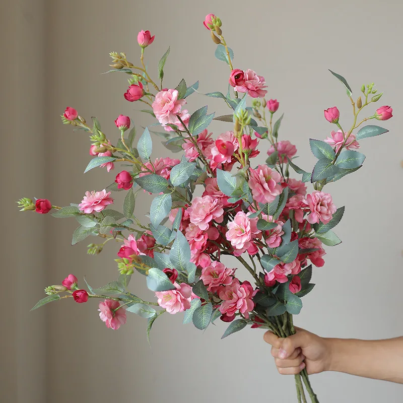 90CM Camellia Simulated Flower Single Branch With Fake Leaves for Wedding Artificial Flower Home Table Decora Blossom SilkFlower
90CM Camellia Simulated Flower Single Branch With Fake Leaves for Wedding Artificial Flower Home Table Decora Blossom SilkFlower
