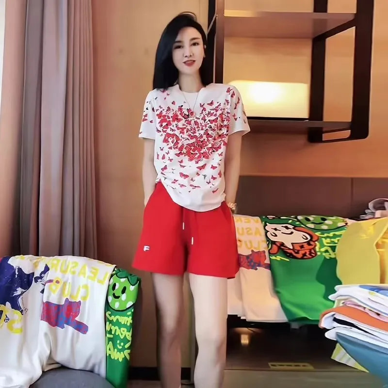 Summer New Women's Sporty Casual Print Short Sleeve T-Shirt And Red Shorts Two-Piece Set White Red Color Combo
Summer New Women's Sporty Casual Print Short Sleeve T-Shirt And Red Shorts Two-Piece Set White Red Color Combo