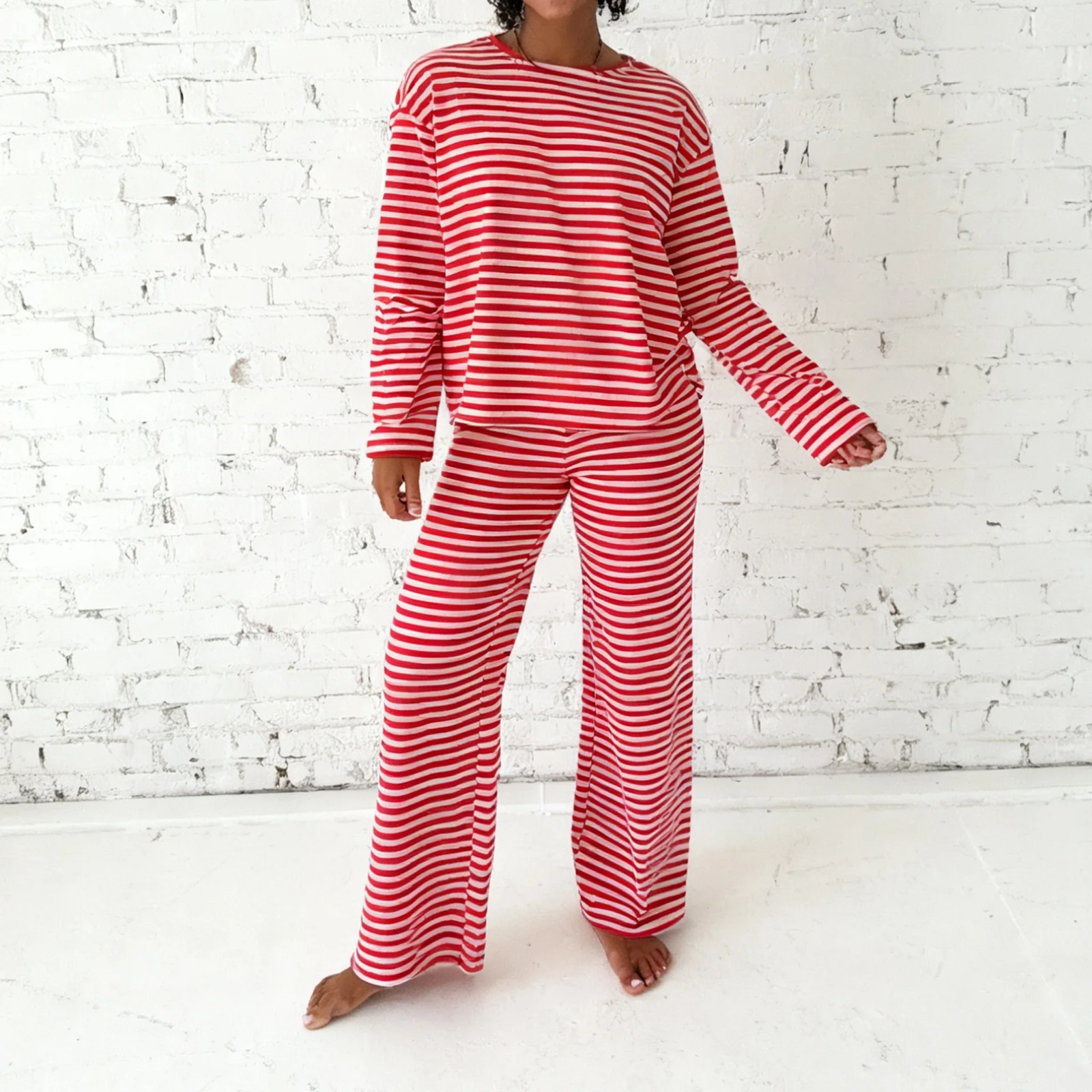 Women Pajamas Set Stripe Long Sleeve Lounge Sets 2 Piece Pullover Top Pants Pj Matching Suit Y2k Fall Sleep Outfit
Women Pajamas Set Stripe Long Sleeve Lounge Sets 2 Piece Pullover Top Pants Pj Matching Suit Y2k Fall Sleep Outfit