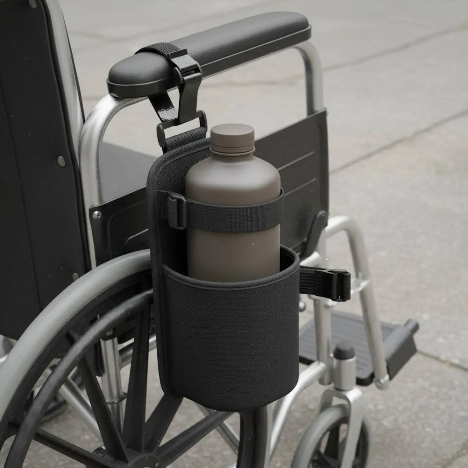 Strap-on Wheelchair Cup Sleeve Stable Hold Wheelchair Cup Holder Mobility Aid Accessory Thick Nylon for Pedal Cycle
Strap-on Wheelchair Cup Sleeve Stable Hold Wheelchair Cup Holder Mobility Aid Accessory Thick Nylon for Pedal Cycle