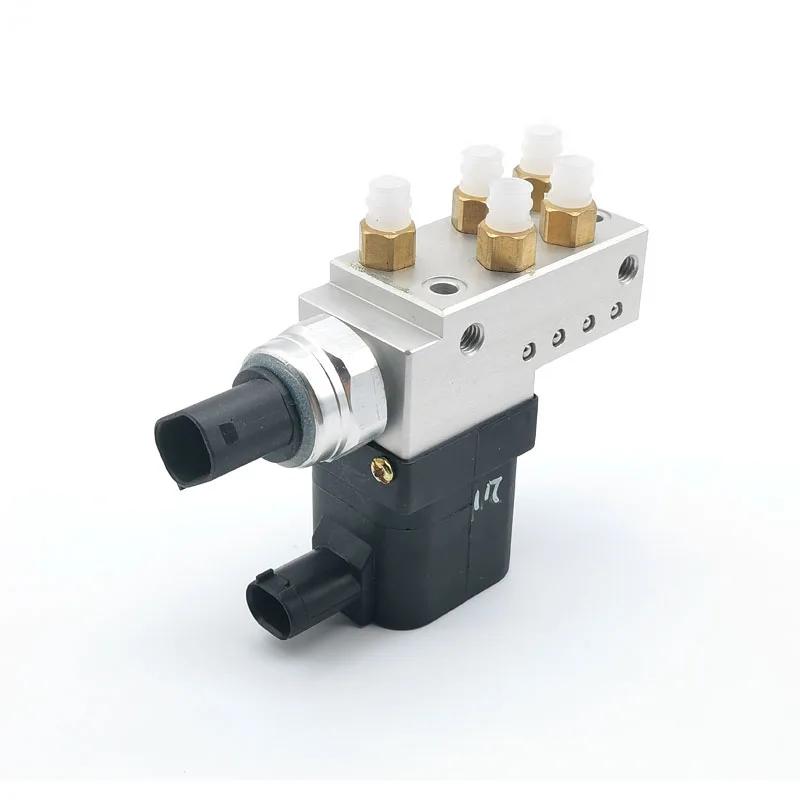 New Air Suspension Compressor Control Valve Block For Mercedes-Benz C219 W211 AMG CLS300 CSL350 CLS500 E240 E350 E500 2113200158
New Air Suspension Compressor Control Valve Block For Mercedes-Benz C219 W211 AMG CLS300 CSL350 CLS500 E240 E350 E500 2113200158