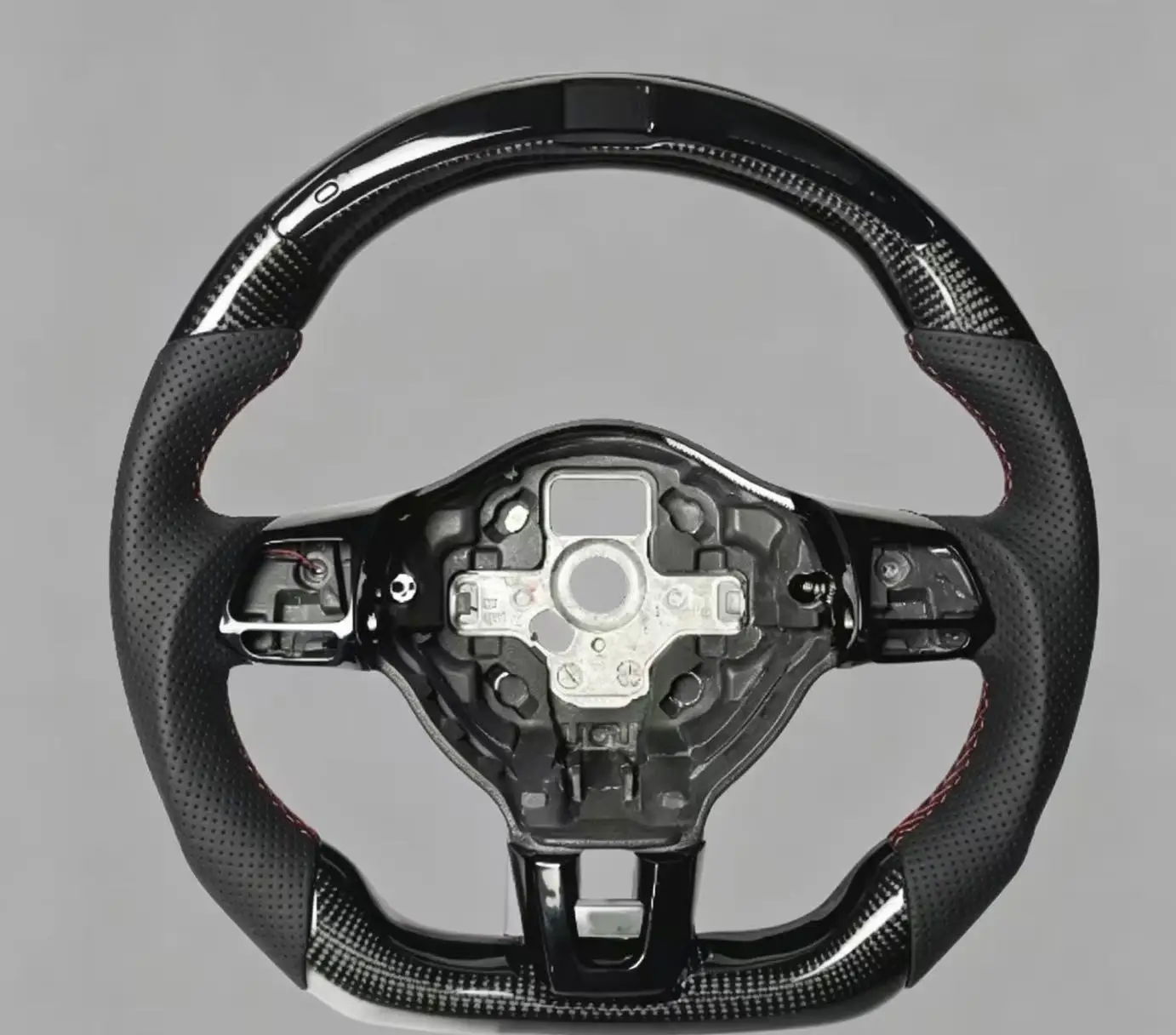 Factory direct black carbon fiber perforated leather LED sports steering wheel suitable for Volkswagen Golf Jetta Touareg MK6
Factory direct black carbon fiber perforated leather LED sports steering wheel suitable for Volkswagen Golf Jetta Touareg MK6