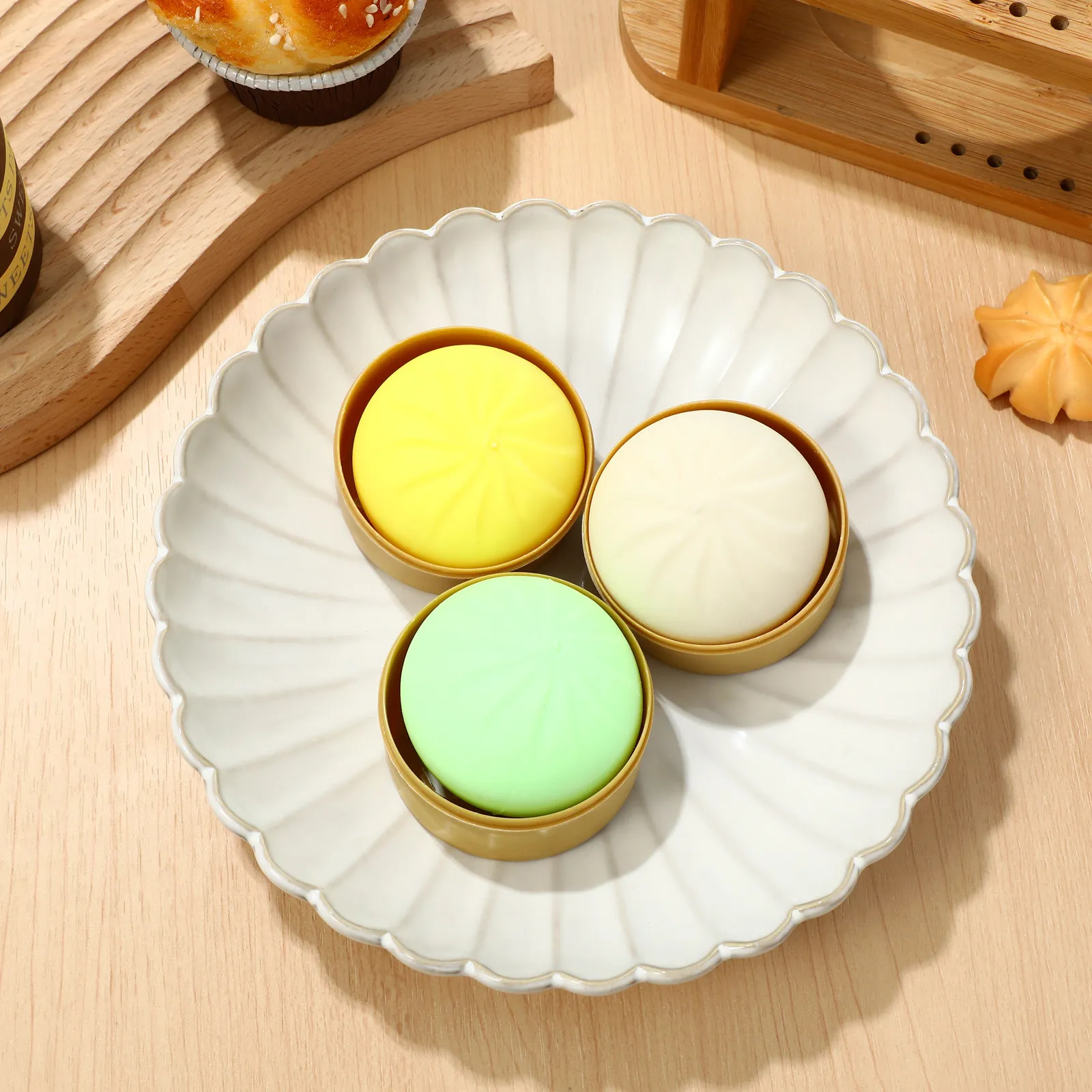 3Pcs Nian Nian Squeeze Balls Realistic Steamed Bun Hand Balls Stress Relief Playset for Kids Adults
3Pcs Nian Nian Squeeze Balls Realistic Steamed Bun Hand Balls Stress Relief Playset for Kids Adults