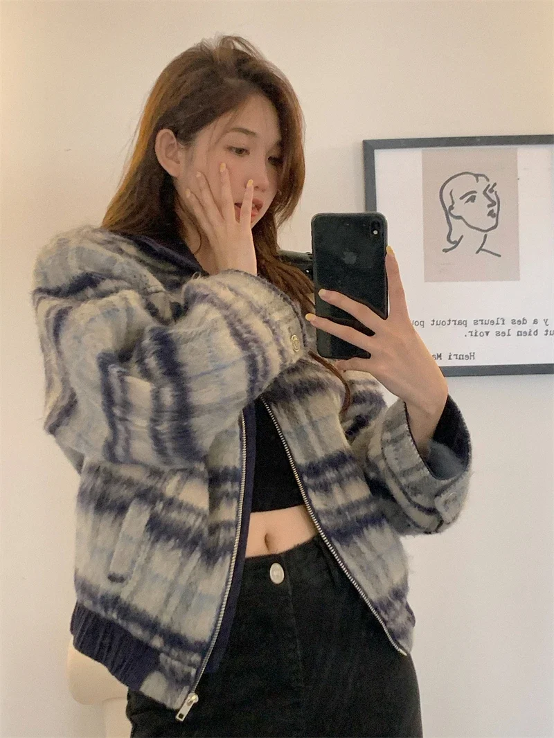 Miiiix Korean Fashion Street Zipper Thickened Spicy Girl Cotton Jacket Winter New Casual Loose Jackets Female Clothing
Miiiix Korean Fashion Street Zipper Thickened Spicy Girl Cotton Jacket Winter New Casual Loose Jackets Female Clothing