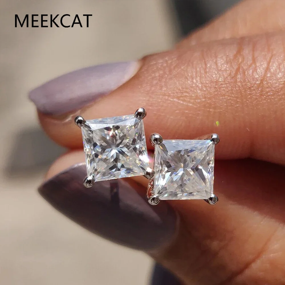 2Carat Princess Cut Moissanite Stud Earring for Women Men 925 Sterling Silver Square Lab Diamond Classic Ear Studs Jewelry Gift
2Carat Princess Cut Moissanite Stud Earring for Women Men 925 Sterling Silver Square Lab Diamond Classic Ear Studs Jewelry Gift