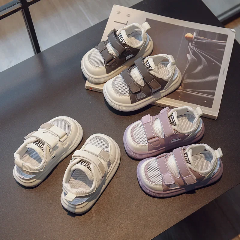 Soft Soled Baby Shoes Fashion Girls' Shoe Anti Slip Kids Sports Sandals Simple Boys' Sandals Hollowed Out Boys' Shoe
Soft Soled Baby Shoes Fashion Girls' Shoe Anti Slip Kids Sports Sandals Simple Boys' Sandals Hollowed Out Boys' Shoe