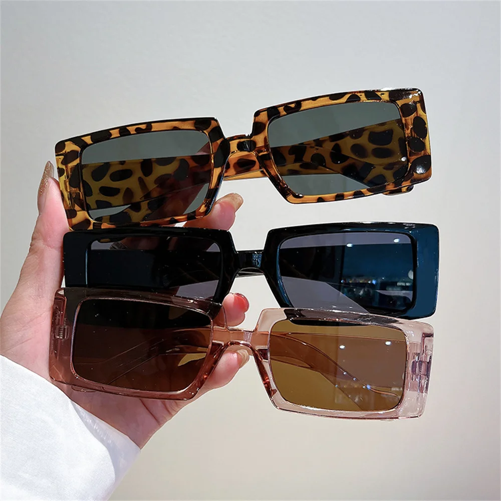 Luxury Rivet Designer Square Sunglasses Women Men Ocean Color Shades Sun Glasses Female Fashion Small frame Oculos De Sol
Luxury Rivet Designer Square Sunglasses Women Men Ocean Color Shades Sun Glasses Female Fashion Small frame Oculos De Sol