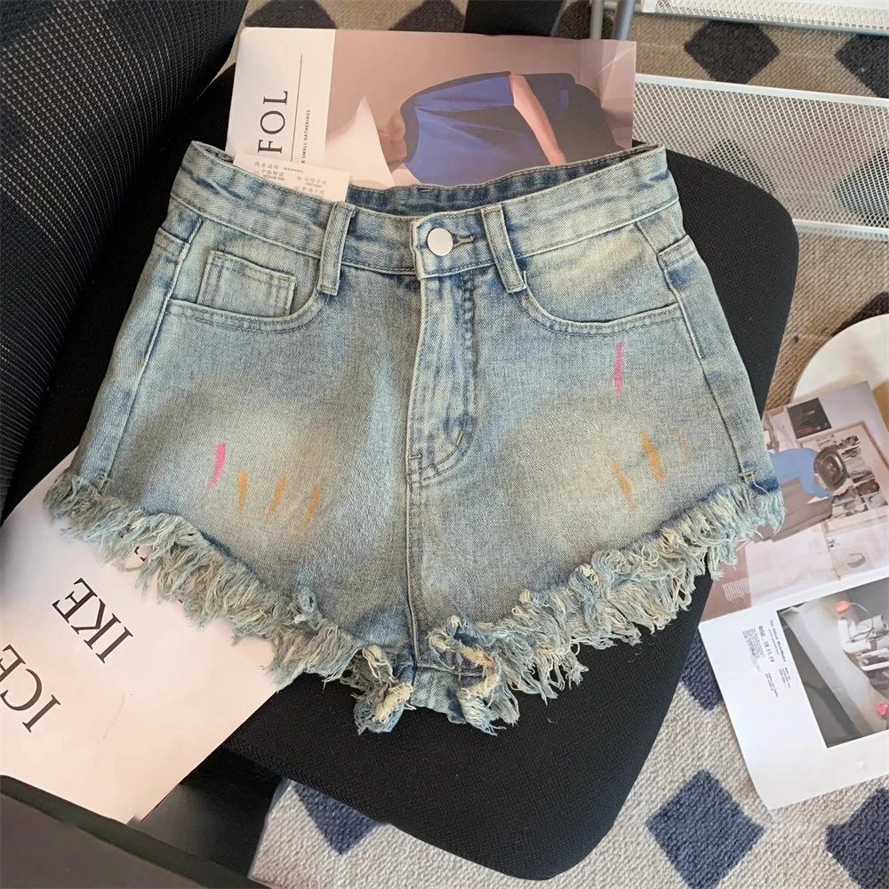 Summer Casual Distressed A-Line Wide Leg Short Shorts for Women Blue Denim Frayed Hem Super Short Hot Pants Leisure Style
Summer Casual Distressed A-Line Wide Leg Short Shorts for Women Blue Denim Frayed Hem Super Short Hot Pants Leisure Style