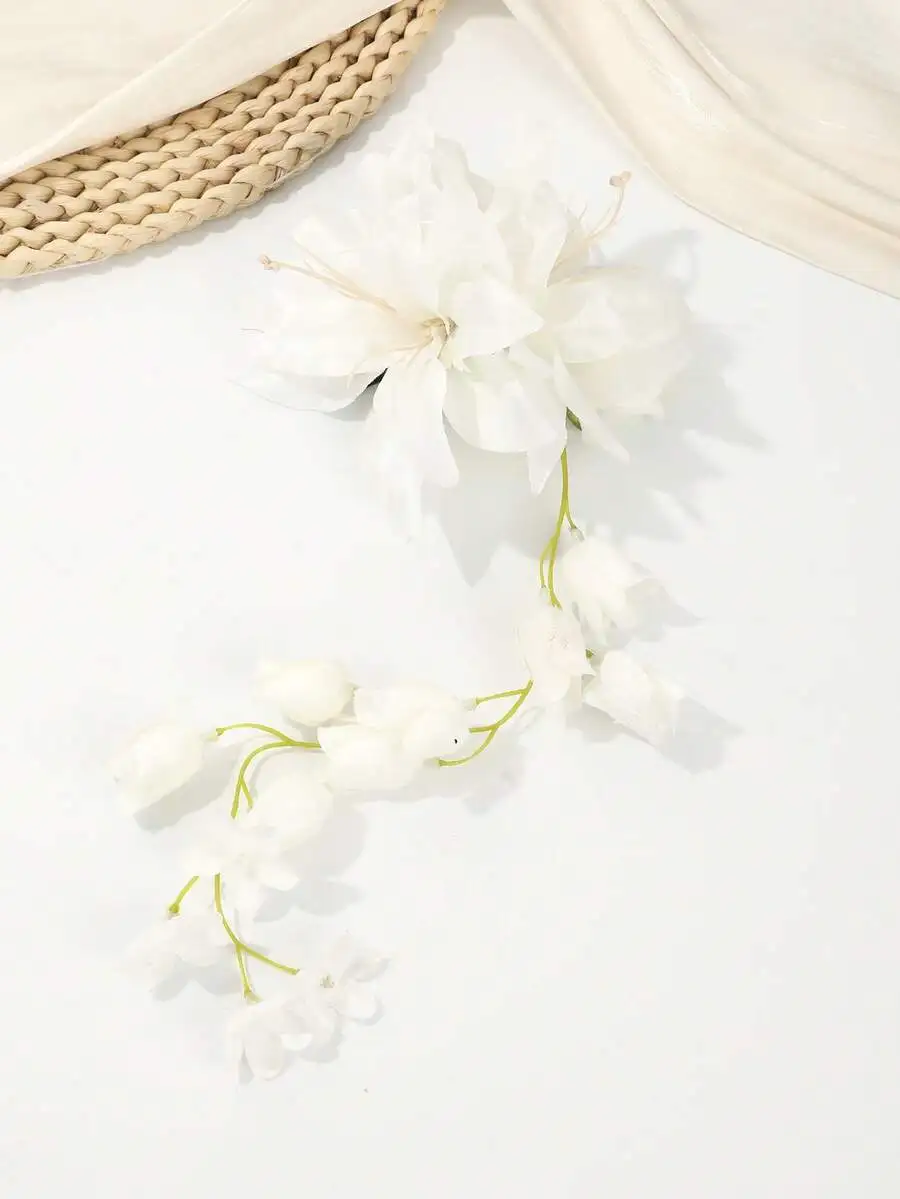 White Faux Lily Of The Valley Tassel Hair Clip For Women, Bohemian Beach Holiday Claw Headpiece Accessory
White Faux Lily Of The Valley Tassel Hair Clip For Women, Bohemian Beach Holiday Claw Headpiece Accessory