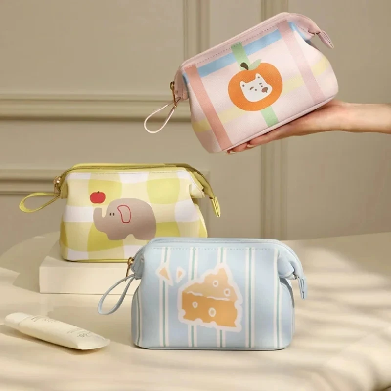Cute Kawaii PU Leather Cosmetic Bag Waterproof Plaid Makeup Pouch Portable Travel Toiletry Organizer Storage Bag for Women Girls
Cute Kawaii PU Leather Cosmetic Bag Waterproof Plaid Makeup Pouch Portable Travel Toiletry Organizer Storage Bag for Women Girls