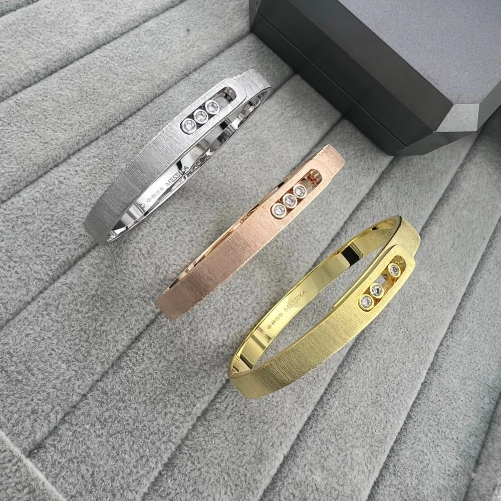 High-end 3Diamond Sliding Bracelet for Women Fashion French Style Light Luxury High-end Feel Couple Activity Womens Bracelet
High-end 3Diamond Sliding Bracelet for Women Fashion French Style Light Luxury High-end Feel Couple Activity Womens Bracelet