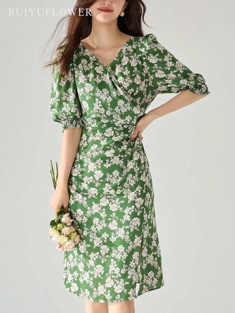 Lady Spring Summer French Printing Slim Fit Dress Female High-Waist Puff Sleeves Fungus side V-Neck Mid-Calf Skirt Women Clothes
Lady Spring Summer French Printing Slim Fit Dress Female High-Waist Puff Sleeves Fungus side V-Neck Mid-Calf Skirt Women Clothes
