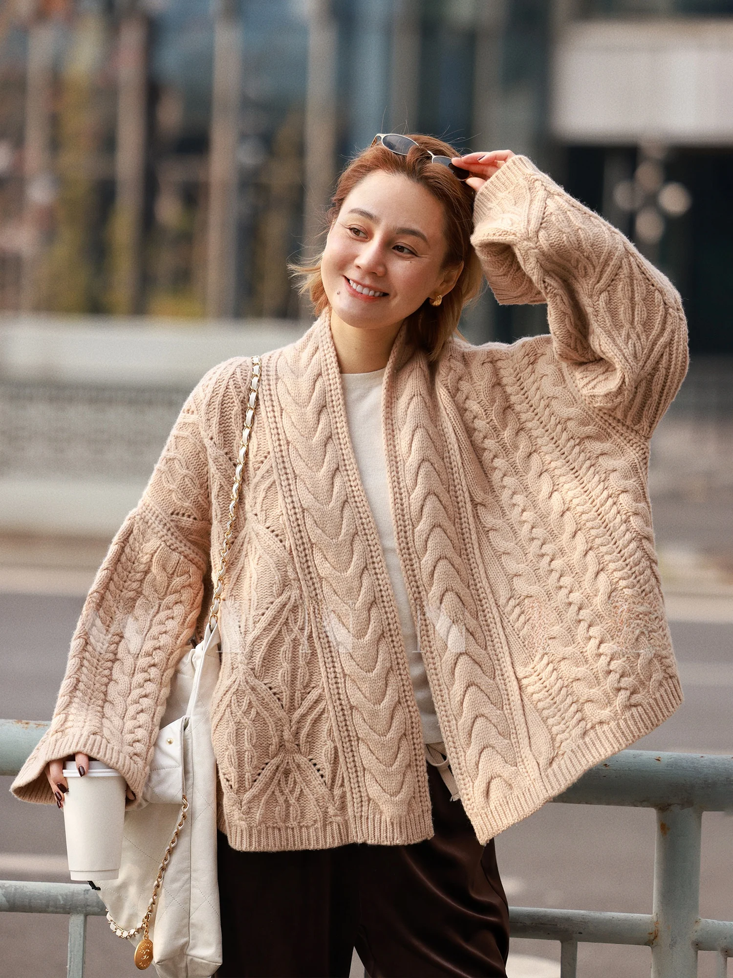 WinnieTang High Gauge Walking Spindle Wool Knitted Vintage Twist Knit Cardigan Jacket Women's Loose Fit Long Sleeve Mid-Length
WinnieTang High Gauge Walking Spindle Wool Knitted Vintage Twist Knit Cardigan Jacket Women's Loose Fit Long Sleeve Mid-Length