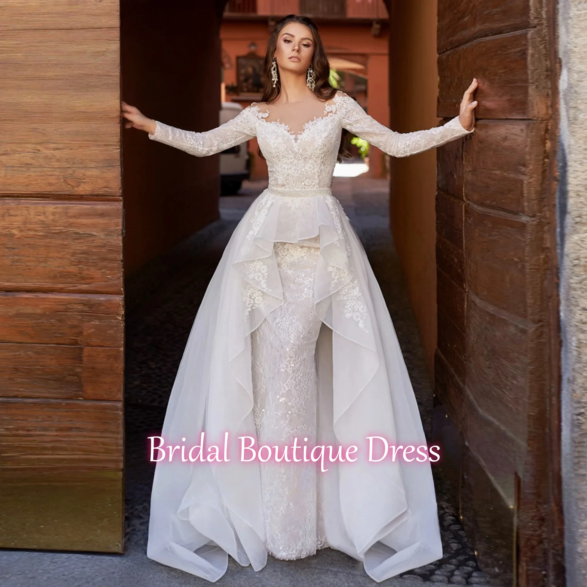 Customized Luxury V-neck Sparkling Mermaid Wedding Dress Detachable Robe Off Shoulder Long Sleeve Bead Bride Dress
Customized Luxury V-neck Sparkling Mermaid Wedding Dress Detachable Robe Off Shoulder Long Sleeve Bead Bride Dress