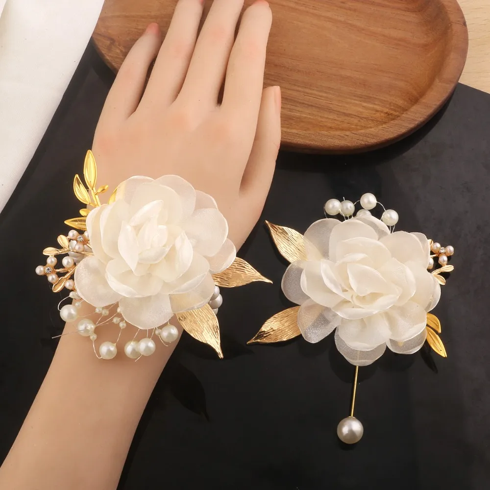 Luxury Gold Leaf Organza Boutonniere & Wrist Corsage Groom Bridesmaid Wedding Couple Wedding Accessories Women's Wedding Props
Luxury Gold Leaf Organza Boutonniere & Wrist Corsage Groom Bridesmaid Wedding Couple Wedding Accessories Women's Wedding Props