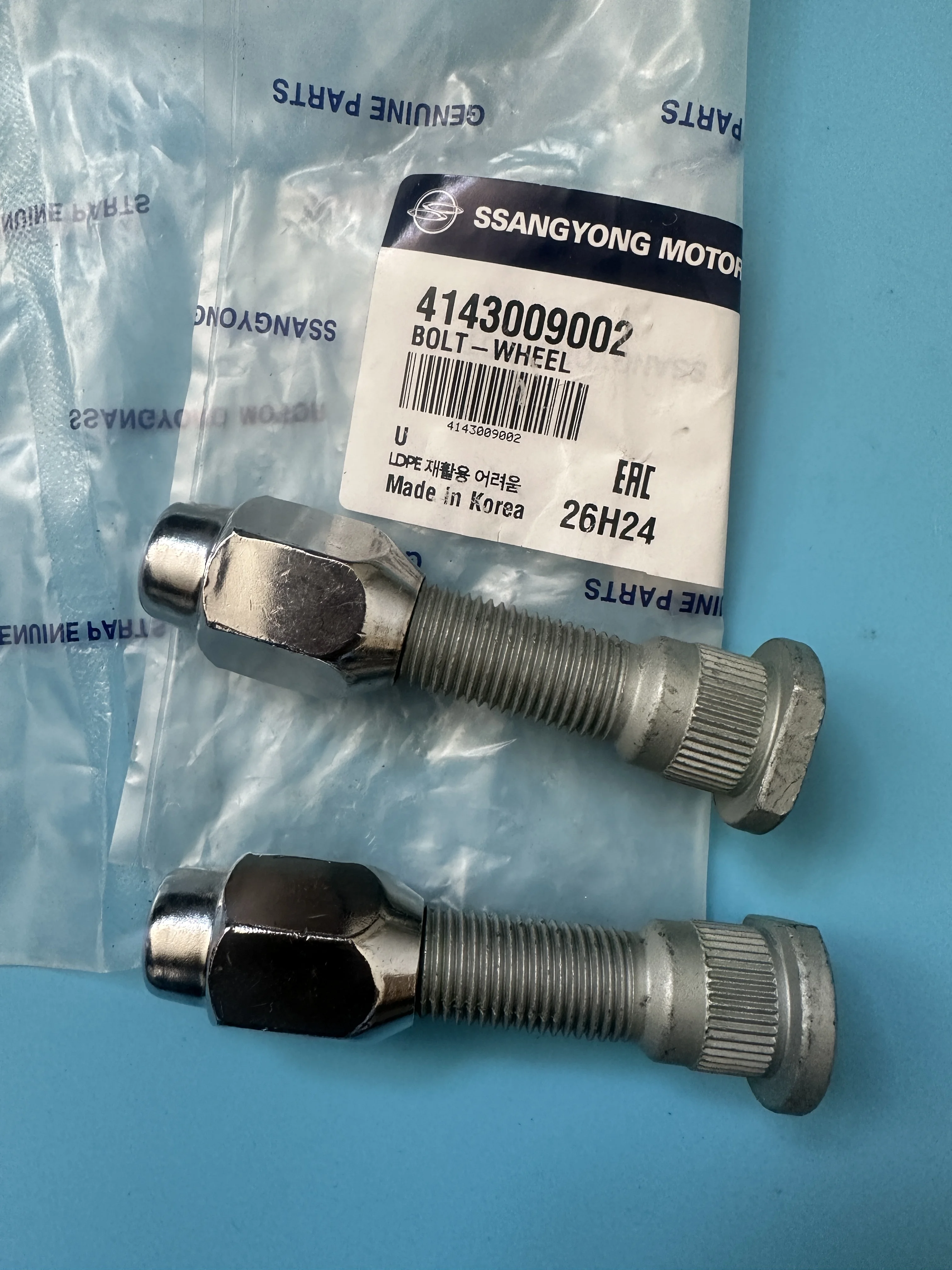 Front Hub Wheel Bolt 4143009002 Nut 41735311000 For Ssangyong Actyon Kyron Rexton Actyon Sports 
Front Hub Wheel Bolt 4143009002 Nut 41735311000 For Ssangyong Actyon Kyron Rexton Actyon Sports