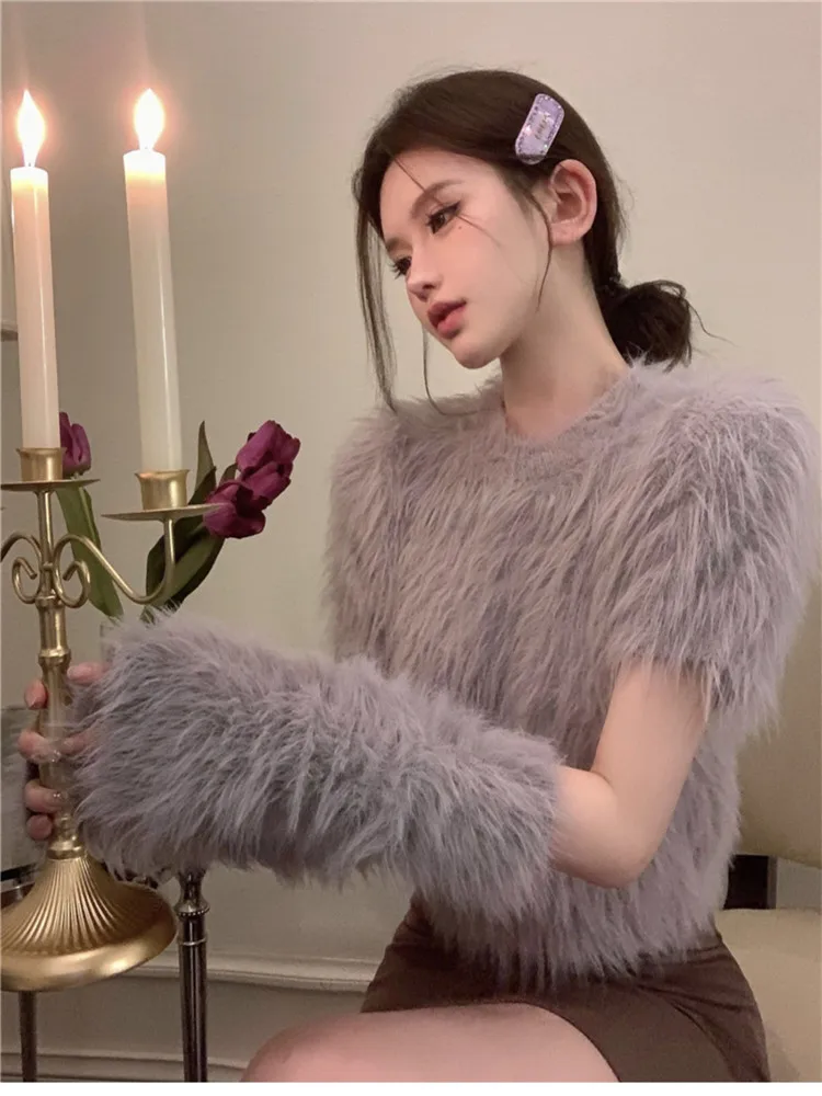 Purple Khaki O Neck Short Sleeve Furry Knitted Sweater 2025 New Fall Women Detachable Sleeve Chic Pullover Hair Bottom Short Top
Purple Khaki O Neck Short Sleeve Furry Knitted Sweater 2025 New Fall Women Detachable Sleeve Chic Pullover Hair Bottom Short Top