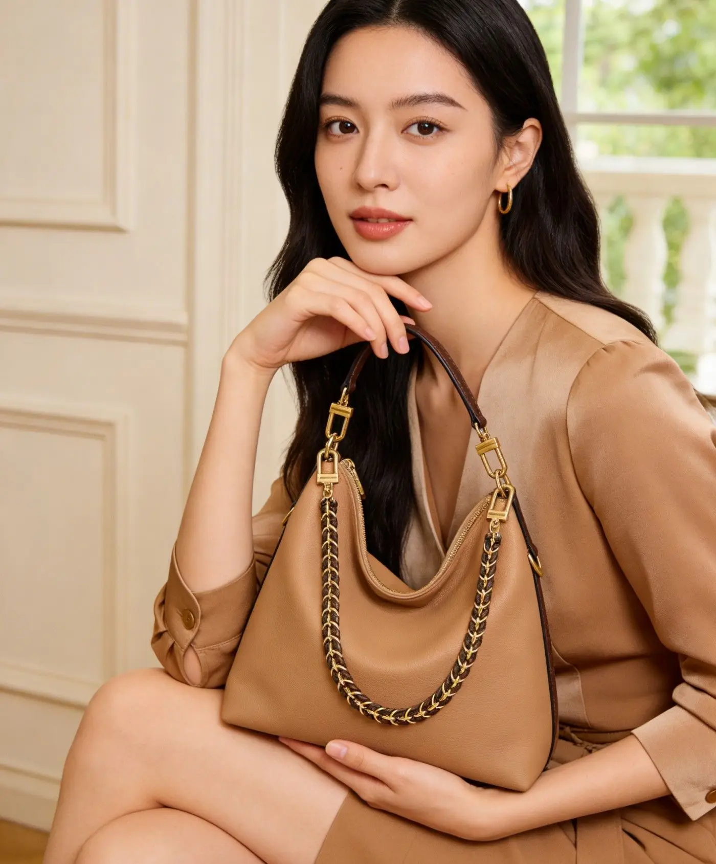 Lady Genuine Leather Shoulder Bag with Adjustable Crossbody Strap Women Fashion Handbag with Chain Casual Tote Bags for Female
Lady Genuine Leather Shoulder Bag with Adjustable Crossbody Strap Women Fashion Handbag with Chain Casual Tote Bags for Female