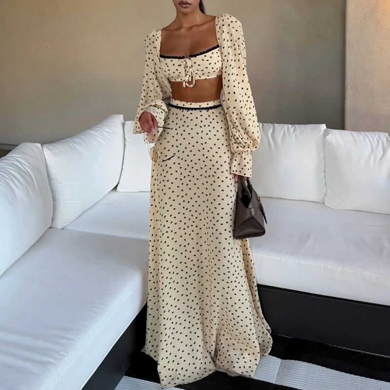 Sweet Casual Polka Dot Printed Party 2pc Set Square Neck Long Sleeve Top + Half Skirt Women Outfit Sexy Crop Beach Holiday Suit
Sweet Casual Polka Dot Printed Party 2pc Set Square Neck Long Sleeve Top + Half Skirt Women Outfit Sexy Crop Beach Holiday Suit