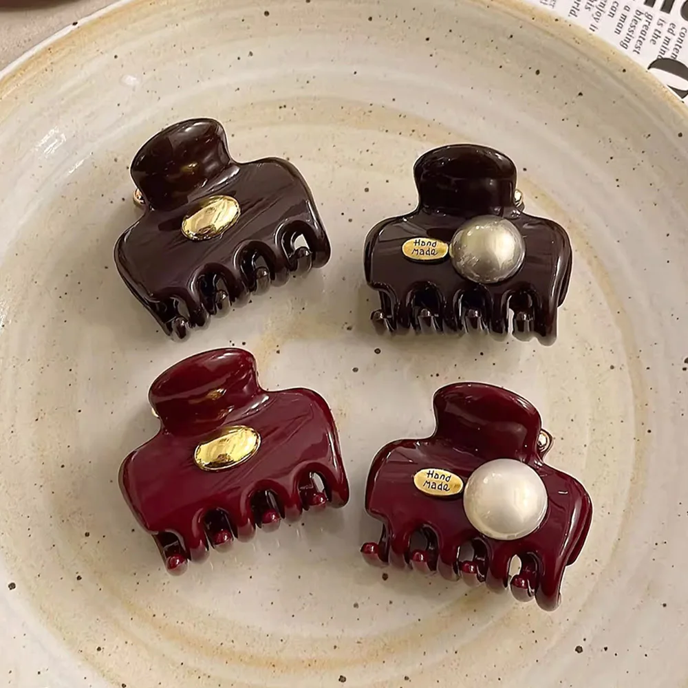 New Retro Gold Label Acetate Hair Claws Elegant Korean Crab Ponytail Braid Grab Clip Accessories for Girls Headwear Accessories
New Retro Gold Label Acetate Hair Claws Elegant Korean Crab Ponytail Braid Grab Clip Accessories for Girls Headwear Accessories