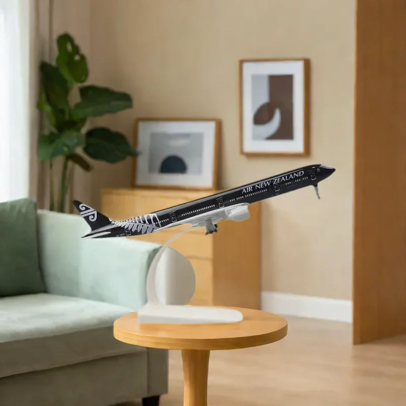 20CM 1/400 Scale Model Plane Diecast Airplanes New Zealand 777 Airlines Model Toy for Collections & Gifts Home Decor
20CM 1/400 Scale Model Plane Diecast Airplanes New Zealand 777 Airlines Model Toy for Collections & Gifts Home Decor