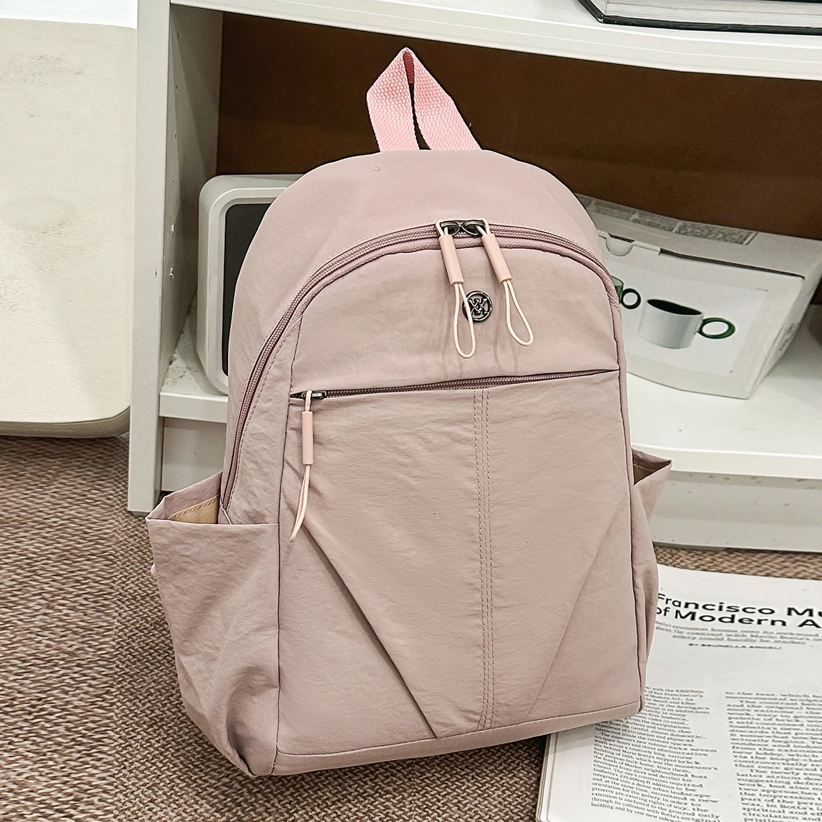 Casual Lightweight Outdoor Hiking Shopping Travel Small Backpack for Women, Casual Mini Backpack, American-Style Mini School Bag for Male Students
Casual Lightweight Outdoor Hiking Shopping Travel Small Backpack for Women, Casual Mini Backpack, American-Style Mini School Bag for Male Students
