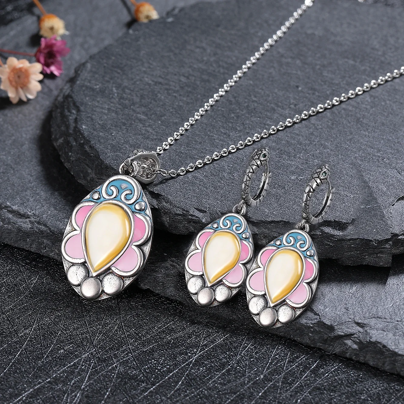 S925 Sterling Silver Drop Earrings Necklace Set for Women Vintage Jewelry Set Natural Shell Wedding Engagement Gifts
S925 Sterling Silver Drop Earrings Necklace Set for Women Vintage Jewelry Set Natural Shell Wedding Engagement Gifts
