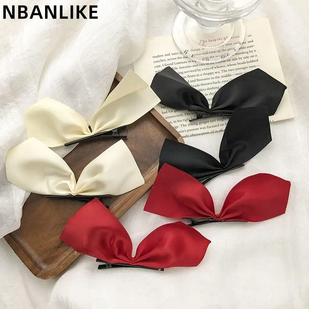1Pair Korean Style New Elegant Bow Hair Clips Satin Silk Princess Hair Side Clip Hair Accessories
1Pair Korean Style New Elegant Bow Hair Clips Satin Silk Princess Hair Side Clip Hair Accessories