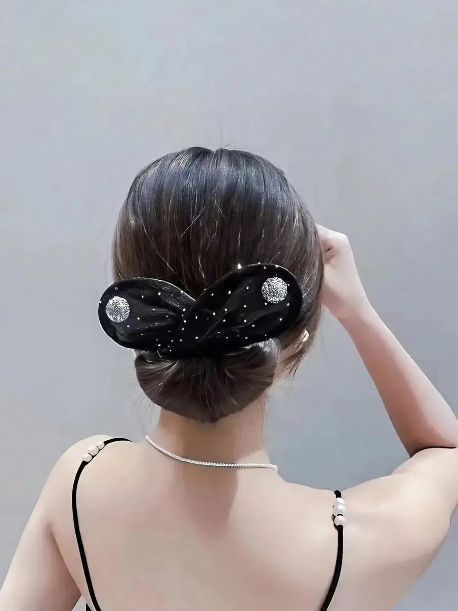 Black Rhinestone Bow Hair Clip For Women, Fabric Twist Claw Bun Accessory, Elegant Daily Holiday Styling Tool
Black Rhinestone Bow Hair Clip For Women, Fabric Twist Claw Bun Accessory, Elegant Daily Holiday Styling Tool