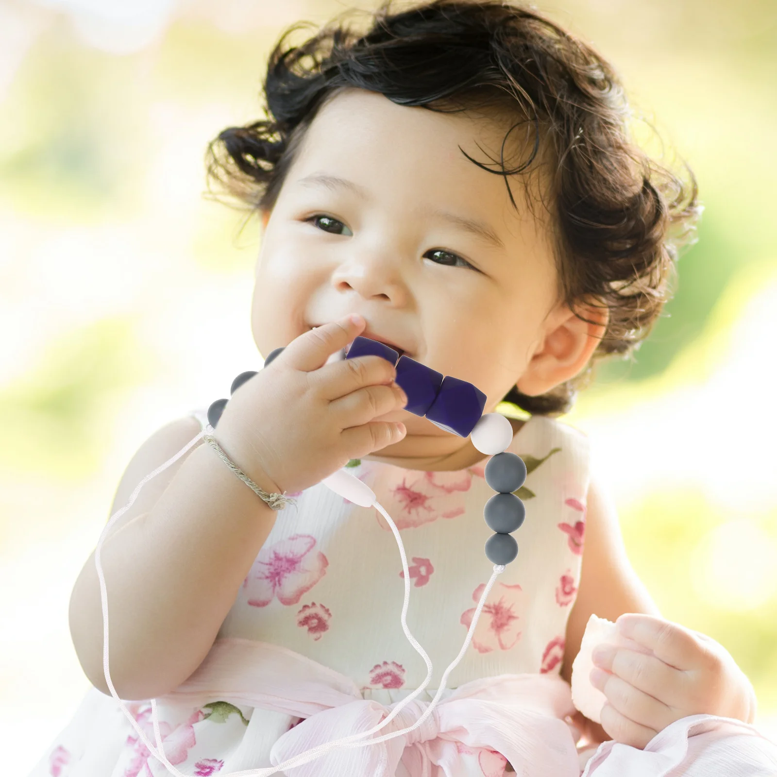 Baby Silicone Teething Necklace Infant Nursing Teether Soothes Teething Toy Kids Teether
Baby Silicone Teething Necklace Infant Nursing Teether Soothes Teething Toy Kids Teether