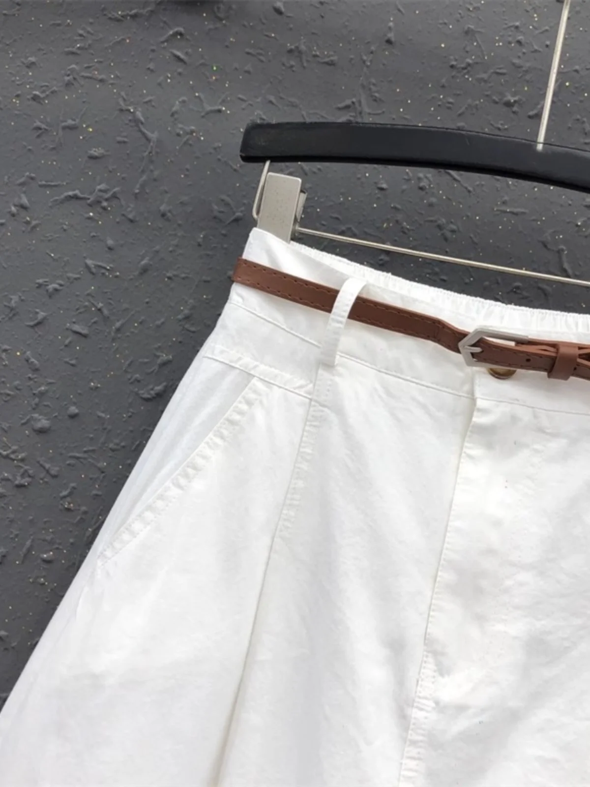 Лето 202, юбка трапециевидной формы с высокой талией, женская модная белая утягивающая универсальная джинсовая юбка средней длины, хлопковая юбка Sli...
Лето 202, юбка трапециевидной формы с высокой талией, женская модная белая утягивающая универсальная джинсовая юбка средней длины, хлопковая юбка Sli...