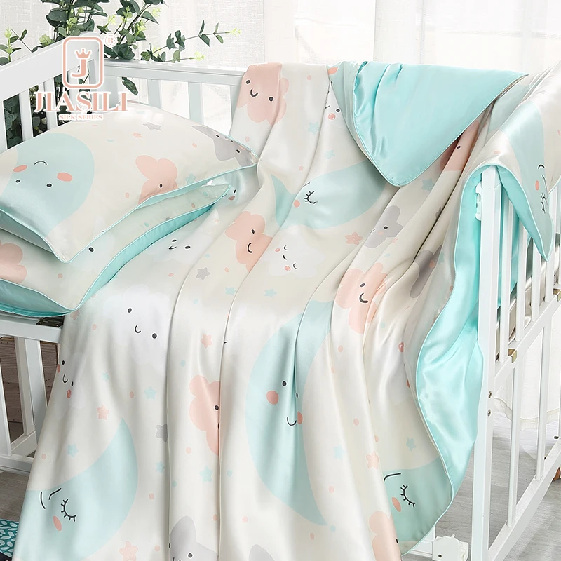 Kindergarten children's double-sided silk mulberry silk thickened quilt cover quilt cover bedding cartoon nap quilt cover wide
Kindergarten children's double-sided silk mulberry silk thickened quilt cover quilt cover bedding cartoon nap quilt cover wide