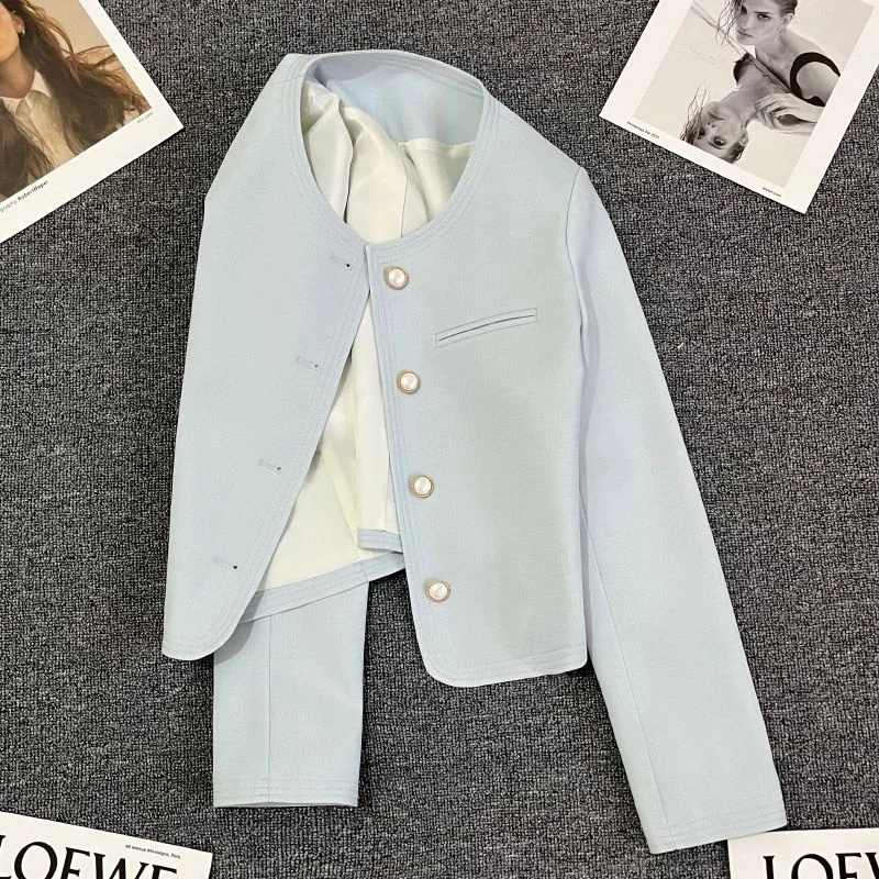 Elegant Light Blue Small Fragrance Style Women's Suit Jacket Spring 2026 New Arrival High-End Feeling Short Coat
Elegant Light Blue Small Fragrance Style Women's Suit Jacket Spring 2026 New Arrival High-End Feeling Short Coat