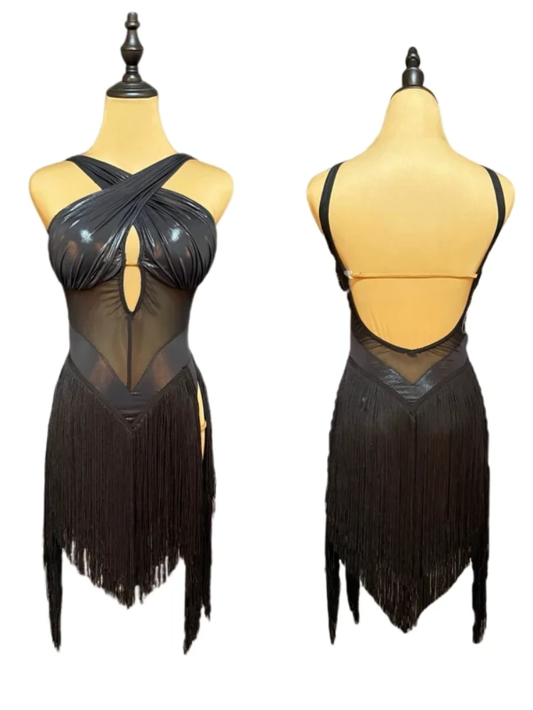 MZDance Ladies Halter Tassel Latin Dress for Cha Cha,Samba,Salsa,Training & Competition
MZDance Ladies Halter Tassel Latin Dress for Cha Cha,Samba,Salsa,Training & Competition