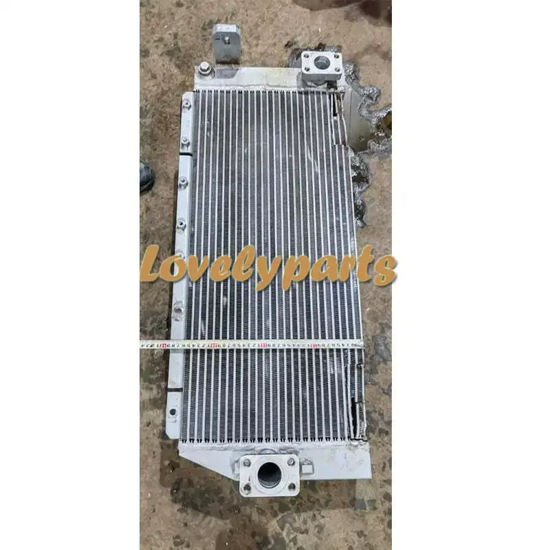 Water Tank Radiator Fits XCMG XR160
Water Tank Radiator Fits XCMG XR160