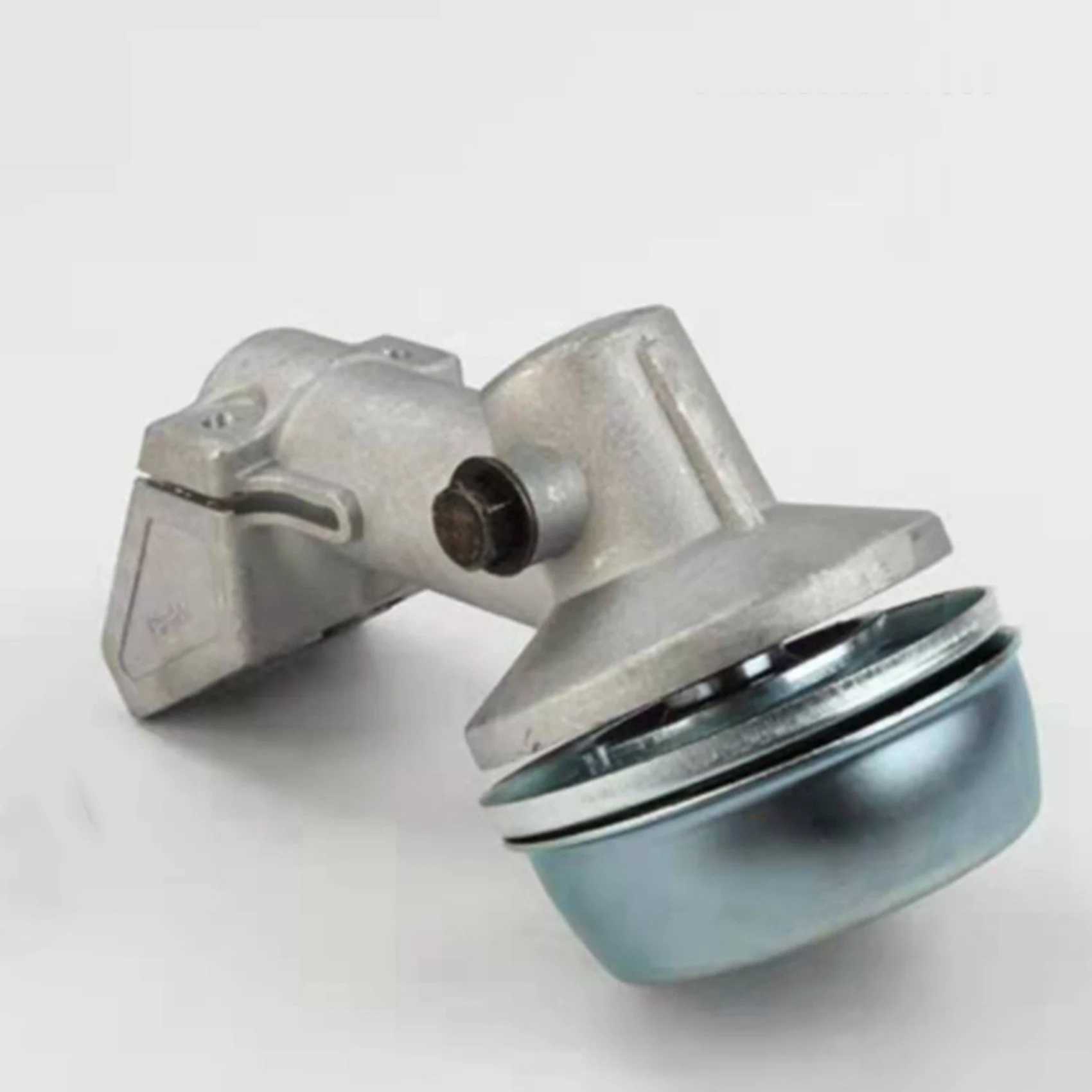 AB47-2X Корпус головки коробки передач для STIHL FS120 FS130 FS200 FS250 FS90 FS100 FR130 FR220 FR350 FR450 Коробка передач триммера
AB47-2X Корпус головки коробки передач для STIHL FS120 FS130 FS200 FS250 FS90 FS100 FR130 FR220 FR350 FR450 Коробка передач триммера