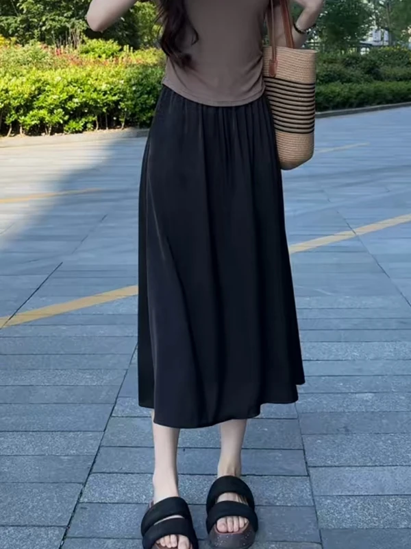 plus Size Summer Satin Casual Asymmetrical A-Line Skirt Fashionable Black Elastic Waist Midi Skirt for plus Size Women
plus Size Summer Satin Casual Asymmetrical A-Line Skirt Fashionable Black Elastic Waist Midi Skirt for plus Size Women