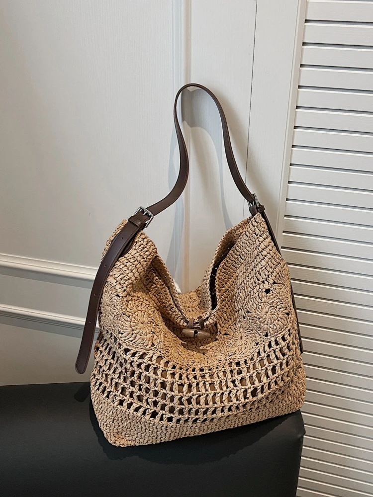 Large Capaci St Woven Tote Bag 2025 Summer New Sle Ethnic Beach oulder Bag Versatile Commuting Single oulder Bag
Large Capaci St Woven Tote Bag 2025 Summer New Sle Ethnic Beach oulder Bag Versatile Commuting Single oulder Bag