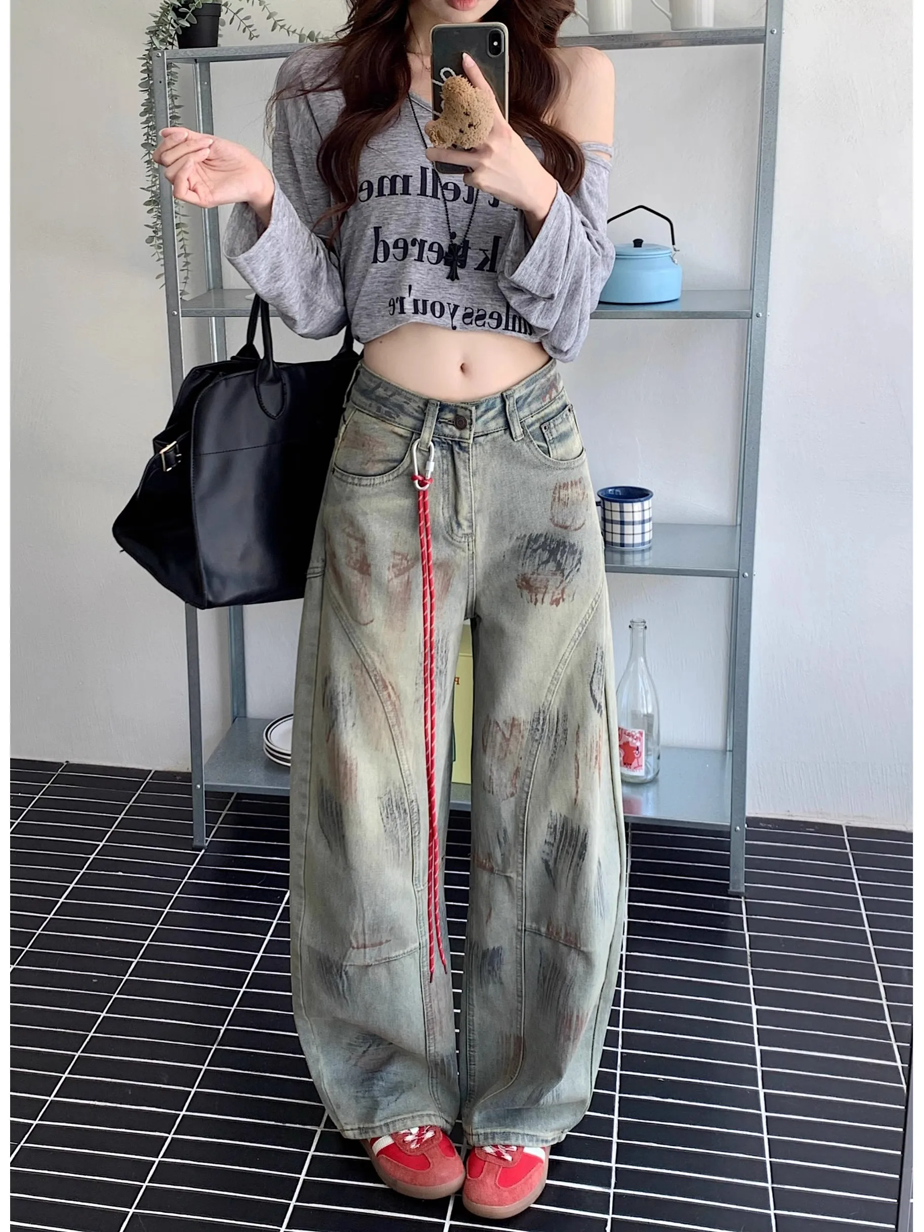 Retro Distressed Wide Leg Knife Denim Jeans High Waist Loose Fit Slimming Straight Cut Women's Design Sensation Jeans
Retro Distressed Wide Leg Knife Denim Jeans High Waist Loose Fit Slimming Straight Cut Women's Design Sensation Jeans