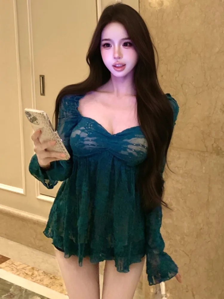 Sexy Green Long Sleeve Lace Shirt Women's Autumn Winter New Fashion Personality Slimming Base Pure Desire Top City Walk Knitted
Sexy Green Long Sleeve Lace Shirt Women's Autumn Winter New Fashion Personality Slimming Base Pure Desire Top City Walk Knitted