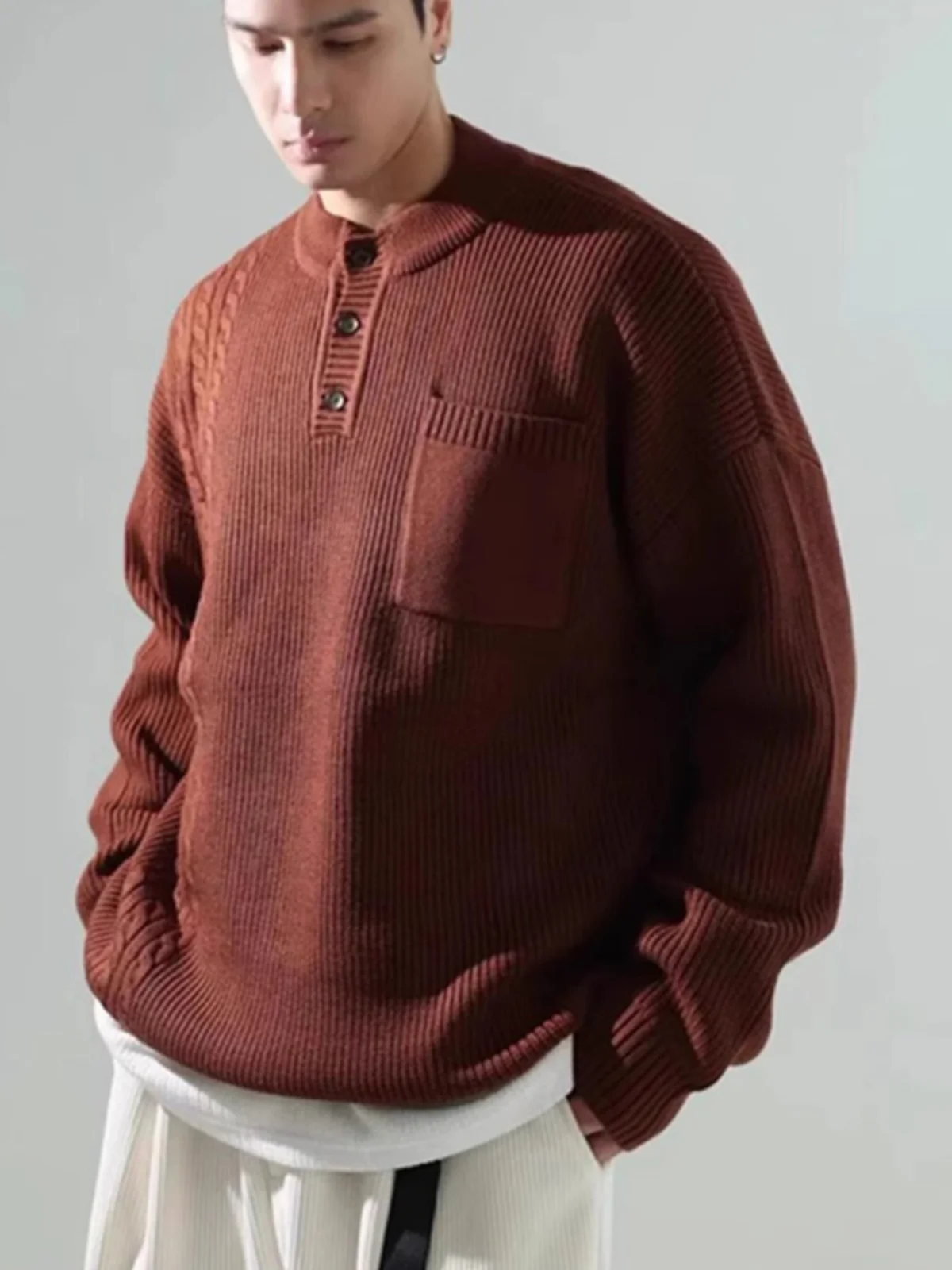 ចូល коричневый свободный вязаный свитер с небольшим воротником Thi Yarn, теплый модный осенне-зимний мужской Faion Urban Sle Long Sve
ចូល коричневый свободный вязаный свитер с небольшим воротником Thi Yarn, теплый модный осенне-зимний мужской Faion Urban Sle Long Sve