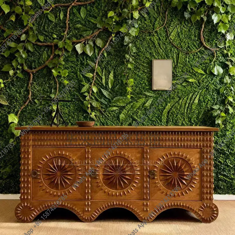 French retro solid wood dining side cabinet American country wall locker European home antique entrance table
French retro solid wood dining side cabinet American country wall locker European home antique entrance table