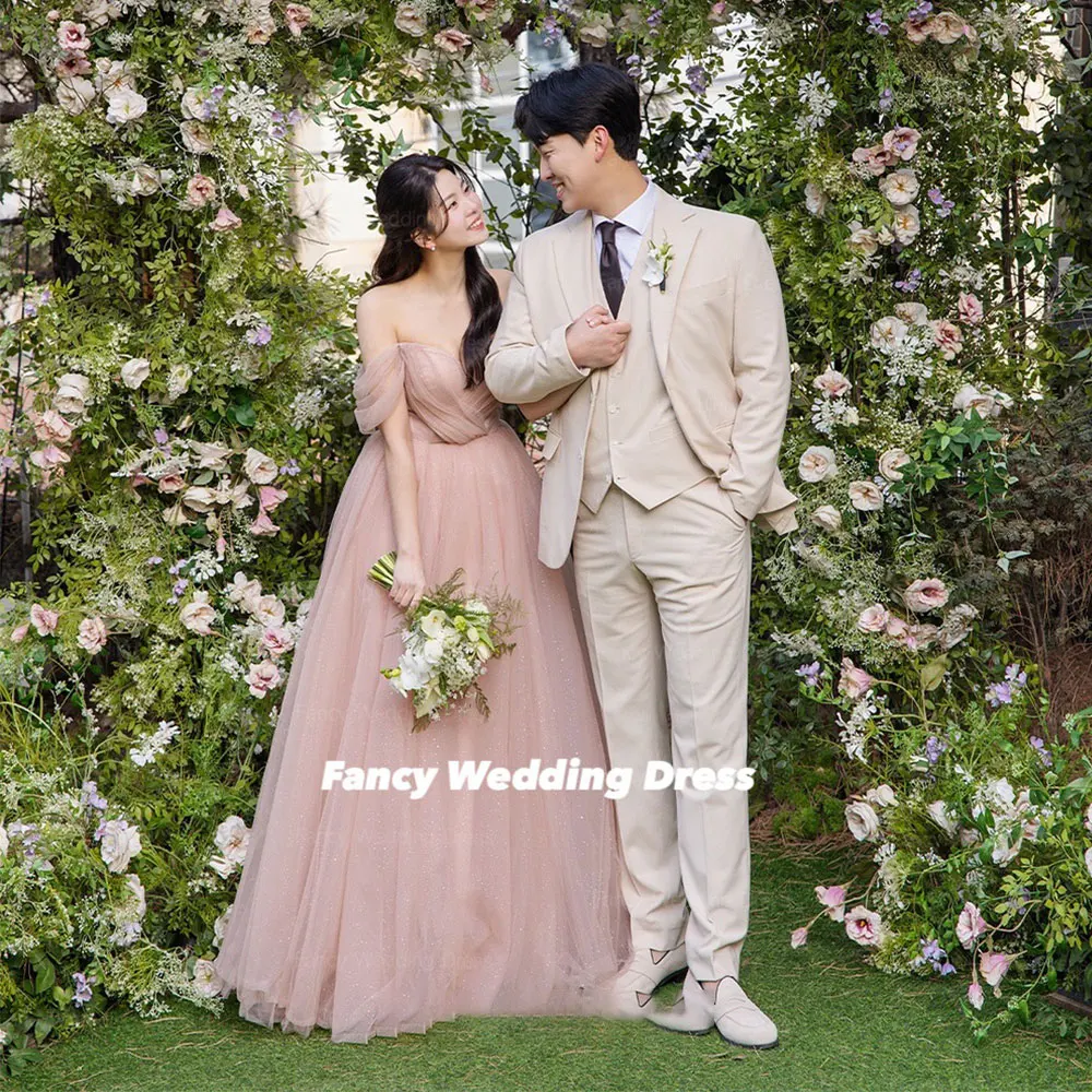 Fancy Princess Shiny Pink Wedding Dress Korea Photo Shoot A Line Off Shoulder Evening Party Dresses Customized Back Corset
Fancy Princess Shiny Pink Wedding Dress Korea Photo Shoot A Line Off Shoulder Evening Party Dresses Customized Back Corset
