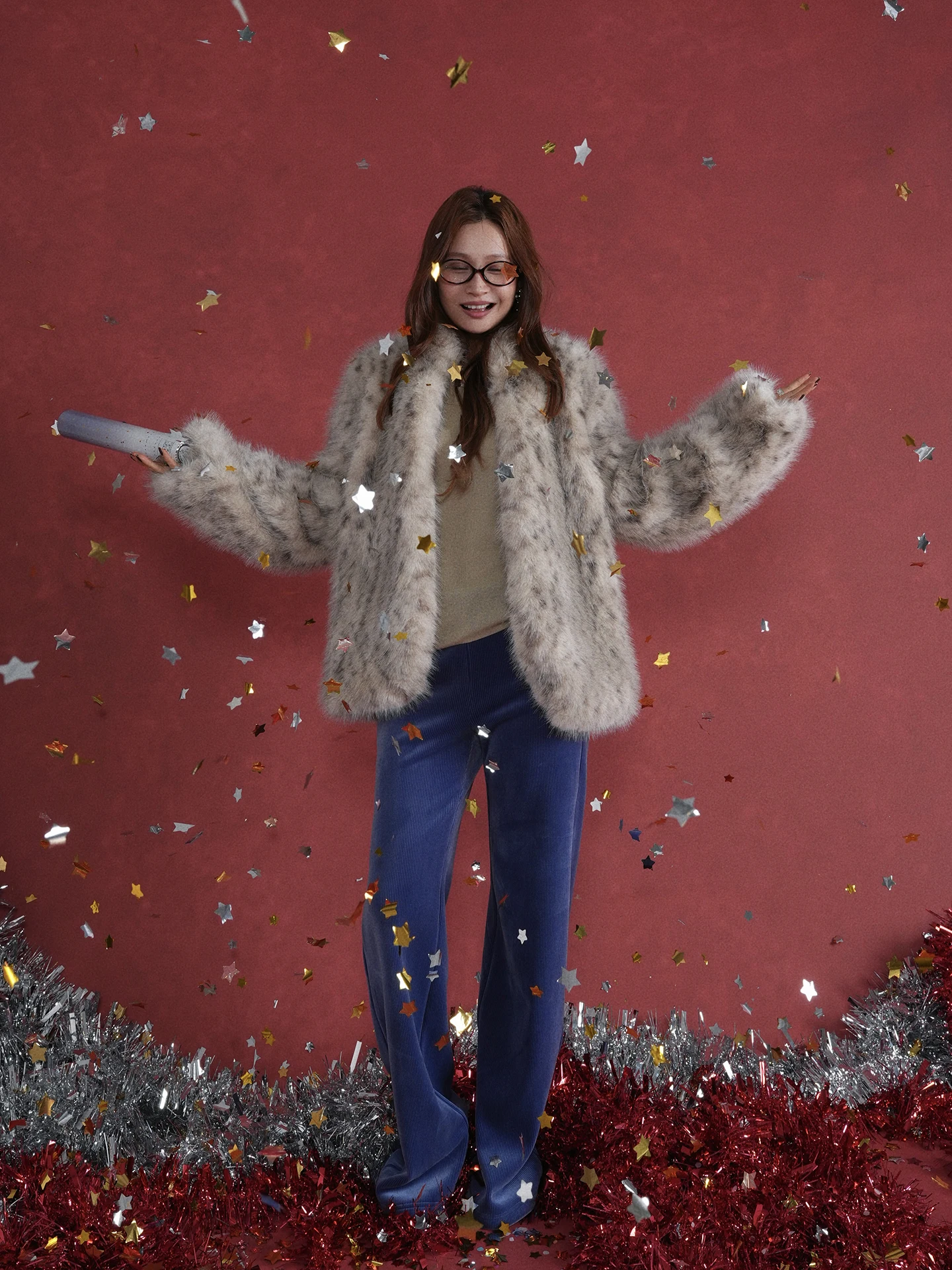 Bluetique Нежный насыщенный цветочный горный узор, экологически чистая шуба с фруктовым воротником, длинное женское пальто Sve ort Sle...
Bluetique Нежный насыщенный цветочный горный узор, экологически чистая шуба с фруктовым воротником, длинное женское пальто Sve ort Sle...