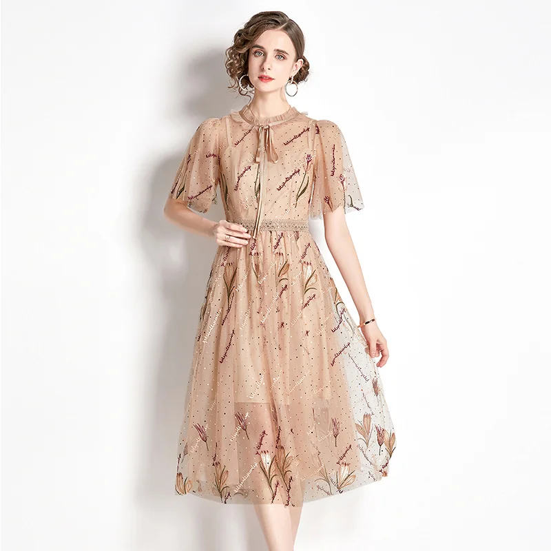 New Arrival Fashion Designer Summer Mesh Dress Elegant Women Lace Up O Neck Flower Embroidery Short Sleeve Tulle Midi Dresses
New Arrival Fashion Designer Summer Mesh Dress Elegant Women Lace Up O Neck Flower Embroidery Short Sleeve Tulle Midi Dresses