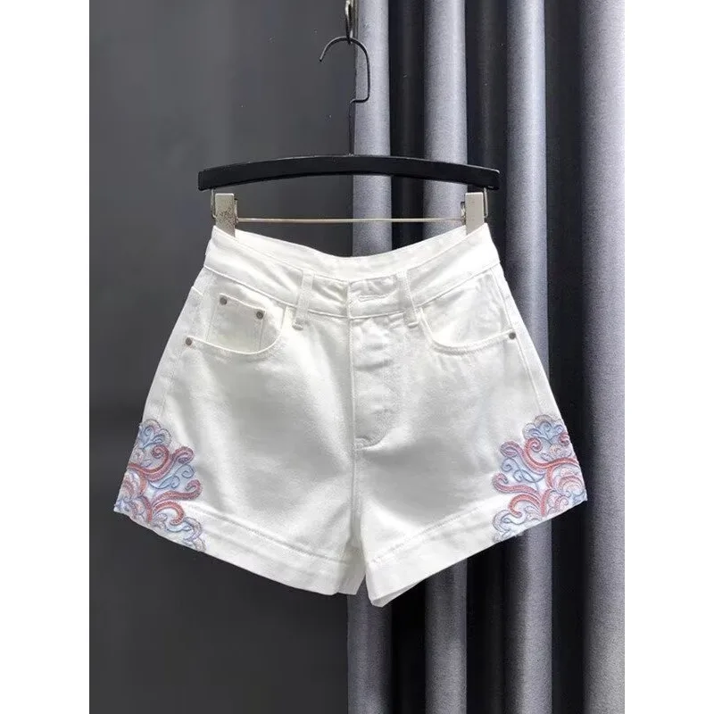 Women's White Embroidered Denim Shorts Y2K Elegant High Street Harajuku Aesthetic 2000S Sexy Retro Casual Jeans Shorts Clothing
Women's White Embroidered Denim Shorts Y2K Elegant High Street Harajuku Aesthetic 2000S Sexy Retro Casual Jeans Shorts Clothing