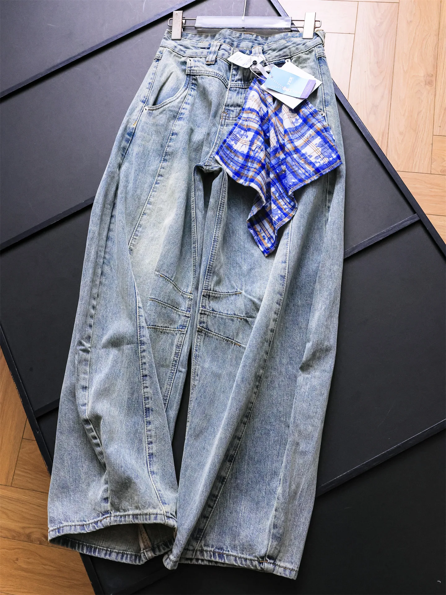 Detachable Plaid Scarf High Waist Loose Wide Leg Pants Knife Slimming Banana Pants Women's Denim Jeans Casual Washed Cot...
Detachable Plaid Scarf High Waist Loose Wide Leg Pants Knife Slimming Banana Pants Women's Denim Jeans Casual Washed Cot...