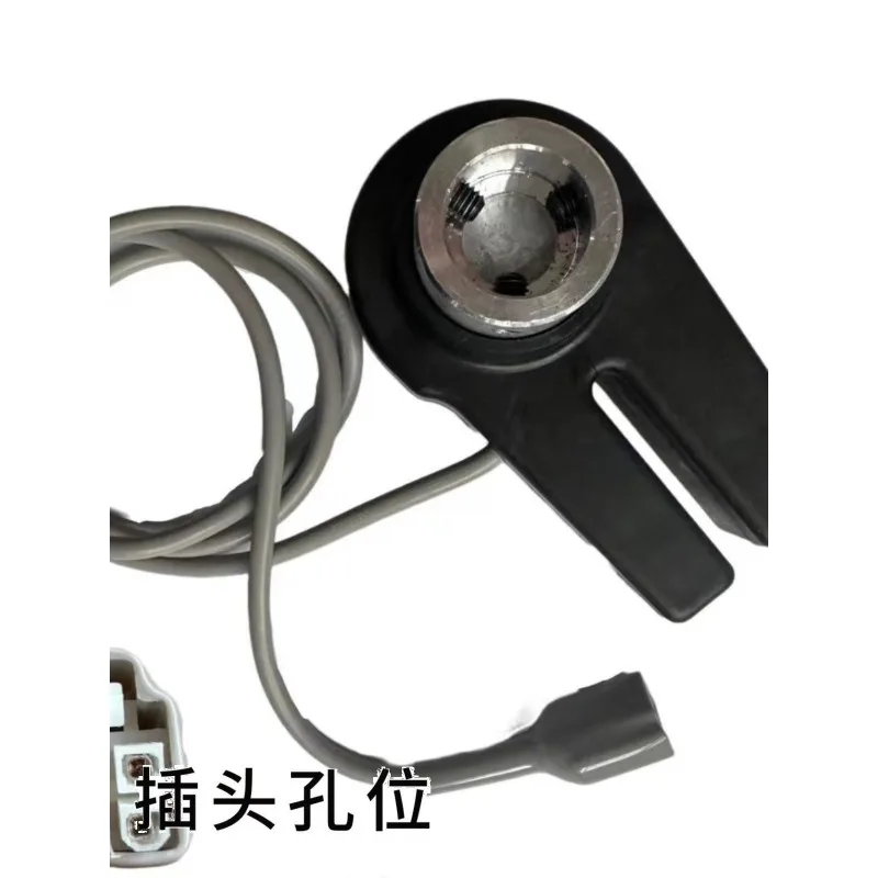 Old industrial flatbed high head sewing machine motor external needle setter for upper and lower needle positioning
Old industrial flatbed high head sewing machine motor external needle setter for upper and lower needle positioning